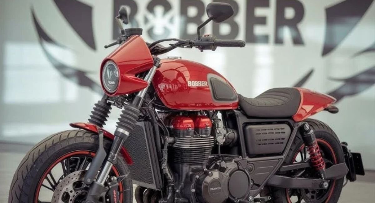 Jawa 42 Bobber